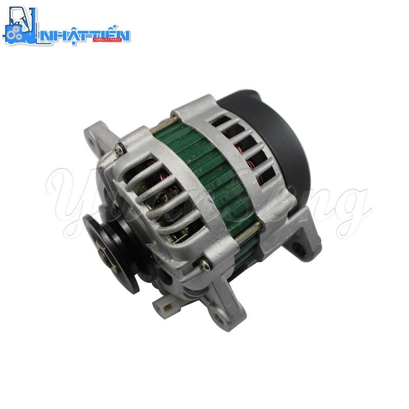 4D94E Komatsu YM129930-77200 Alternator